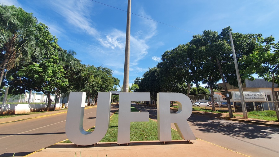Imagem: ufr UFR é a primeira universidade pública a formalizar reajuste de bolsas e auxílios